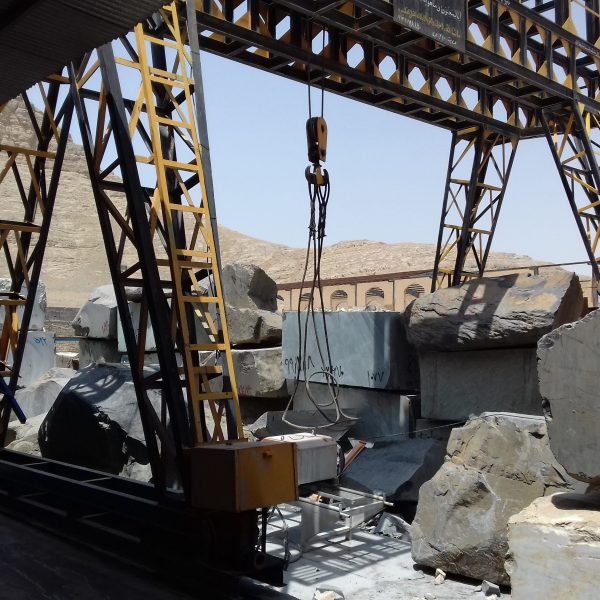 20210524_134455 دستگاهی برای جابجایی سنگ